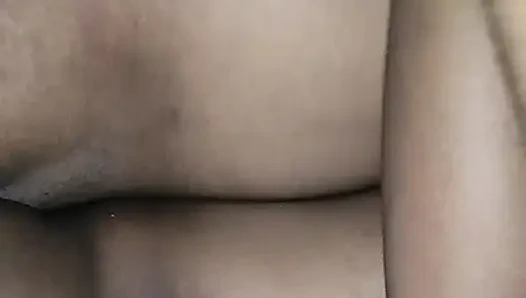 Çok ıslak! Hintli köylü kızı viral video