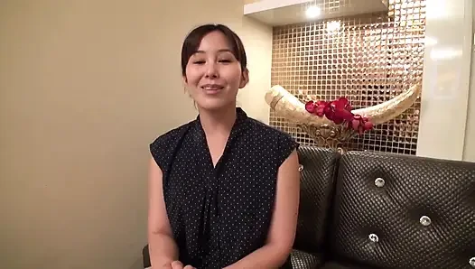 K-cup Super Milk Wife, Megumi, 42 Years Old