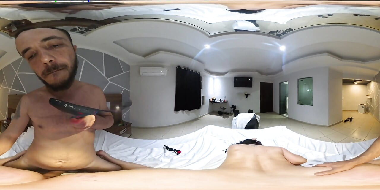 I Left the Married Woman's Ass Like a Flower and Came Inside Her Pussy