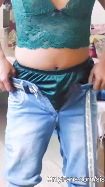 Spectacular moment from "Crossdressind before going to work"