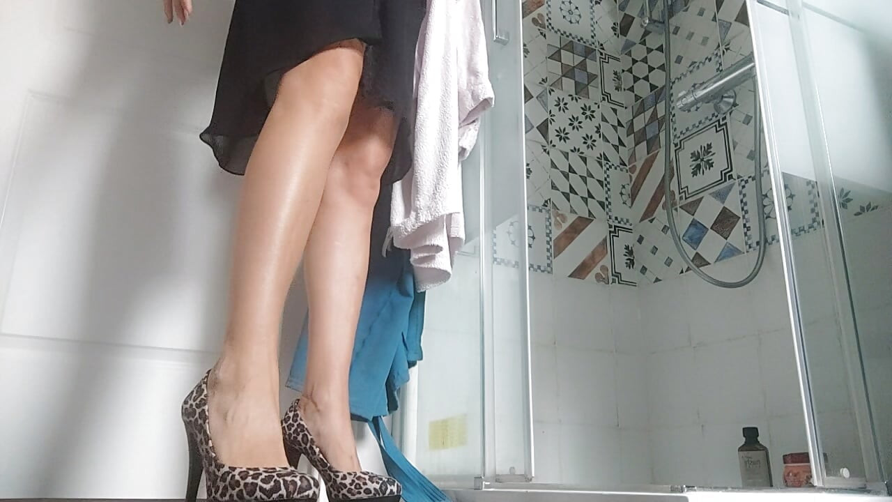 I touch myself like a real dirty
