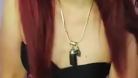 Shyyfxx en iyi arkadaşın gözlüğüyle yarağını sertleştiriyor ve dans ediyor! Role Play P1