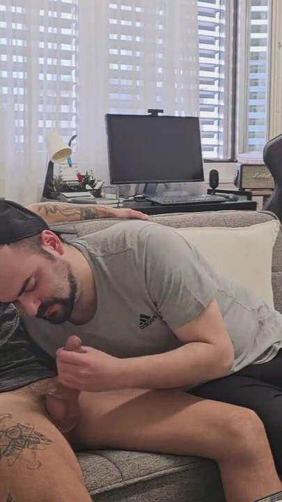 Epski trenutak iz filma "Straight Hot Guy iz teretane uvjeren"
