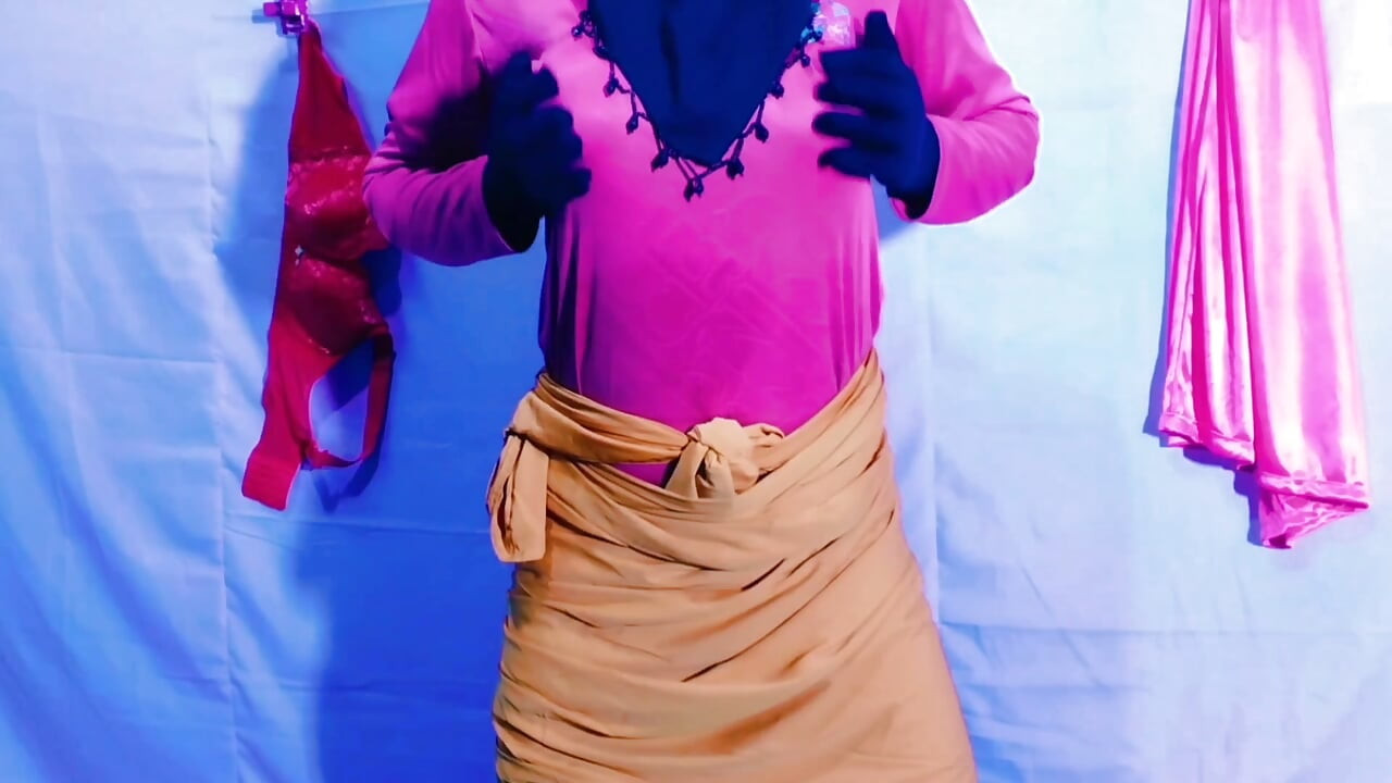 بهابي باكستانية جميلة تستمني