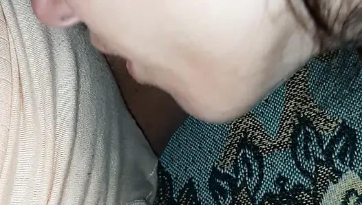 Ich habe noch nie so schnell und mächtig in ihren mund gekommen