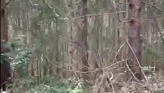 "Aku pergi keluar dengan tetanggaku... dan kejadian yang tak terduga itu terjadi.