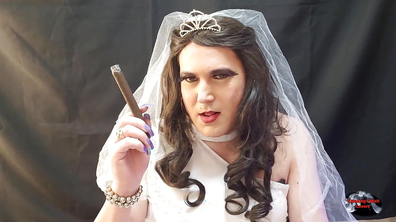Tupakoiva morsian