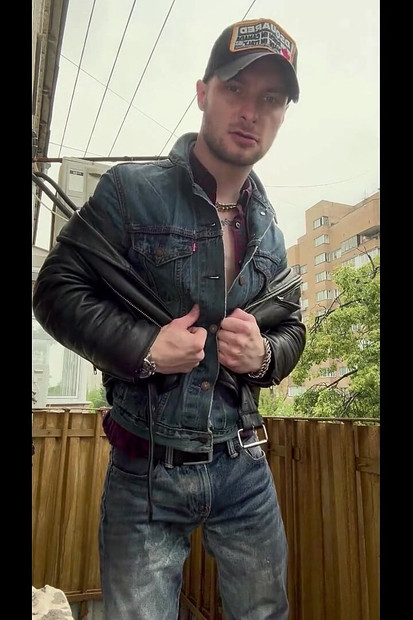 Kinkysirius Wet Rain Shower in Cowboy Outfit