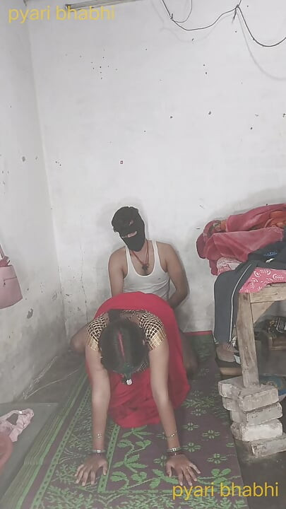 Sister-in-law started screaming when the whole cock was put in her pussy in doggy style, Desi Housewife's hard fucking Hindi Audio