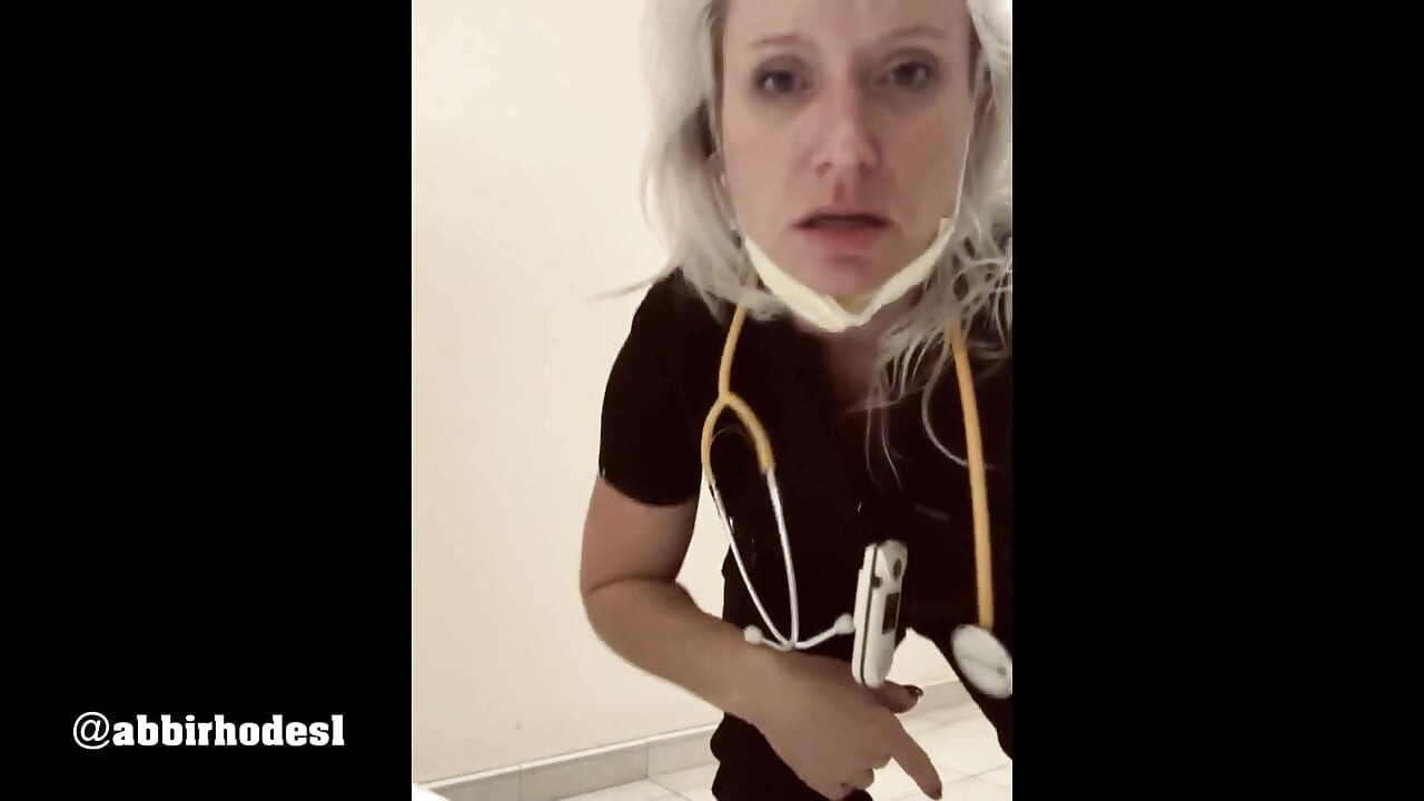 Abbi Rhodes अभिनीत आपके चेक-अप का समय