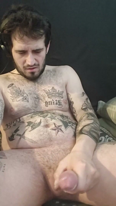 very hot load from a BWC and a enjoyable wank sesh late at night | Clip 2
