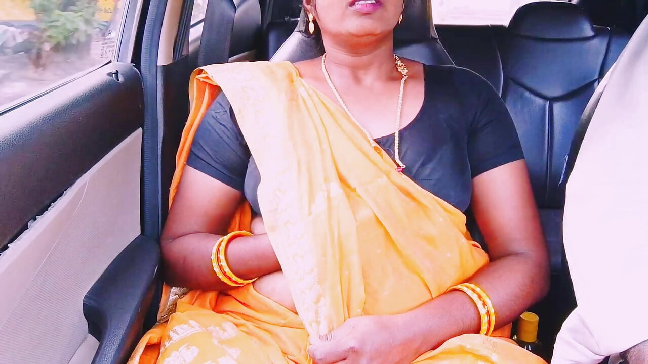 Villege städerska bilsex Telugu smutsiga samtal.