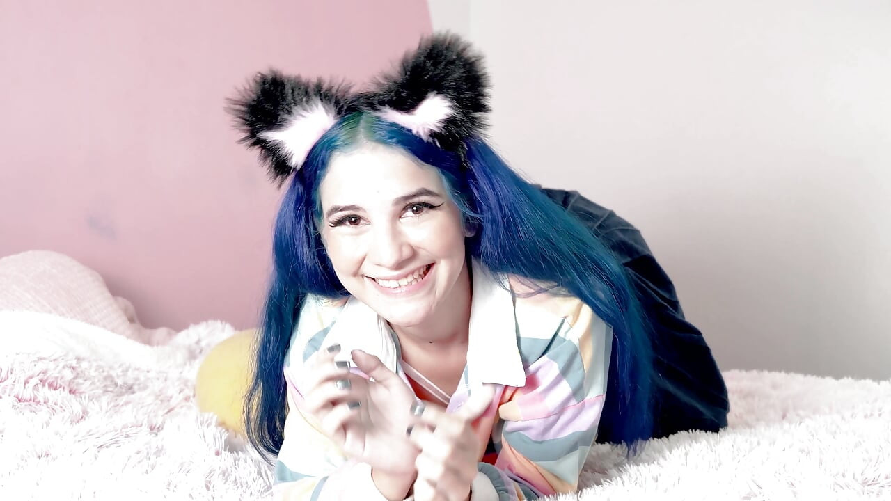 Min Galilea Kawaii - masturbação pequenininha