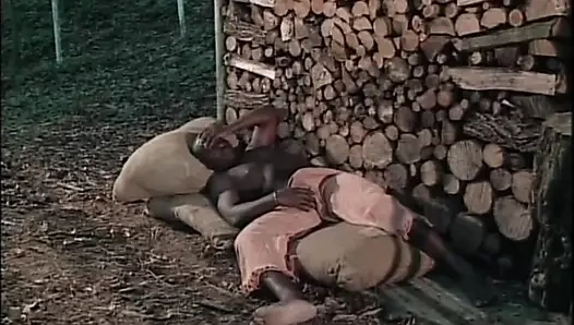 Blonde MILF Wurde Genossen Und Glücklich, Einen Großen Schwanz Zu Reiten