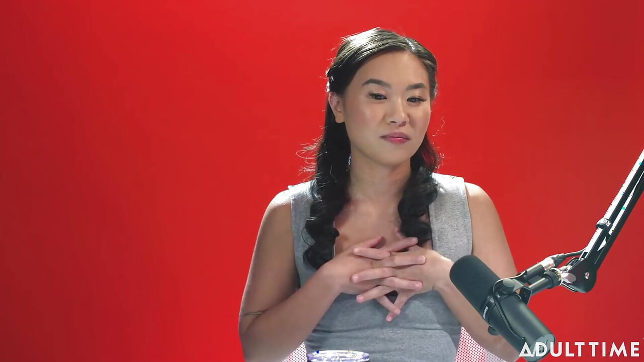 Kimmy Kimm erövrar skam och säljer begagnade trosor | podcasten Vuxentid