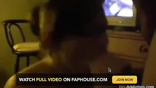 Büyük zenci yarağı bağımlılığı -% 100 amatör ve ev yapımı porno videoları. Orta yaşlı seksi kadınlar büyük zenci yarağı bağımlısı ve ırklararası sikiş