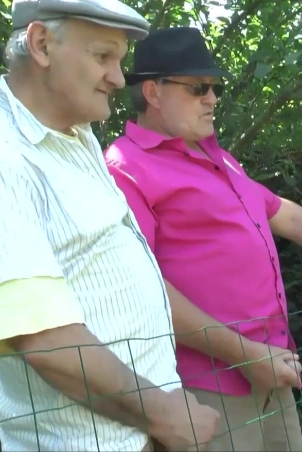 Old dudes love to fuck outdoor hairy chicks - DVD