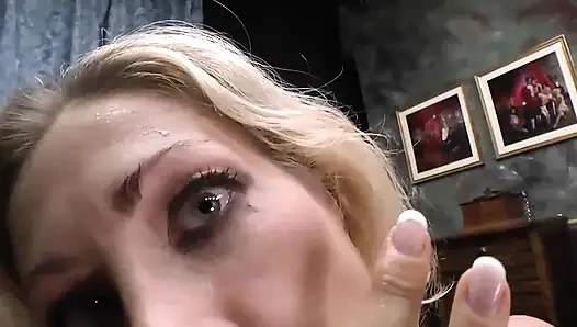 Orta yaşlı seksi kadın sperm aşkı içinde. En iyi - DVD