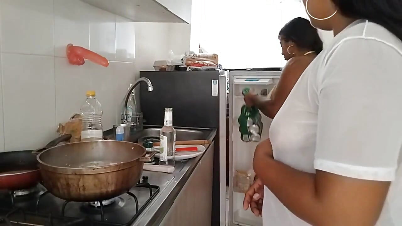 Season 4 - 50 Shades of Lil Latina 44