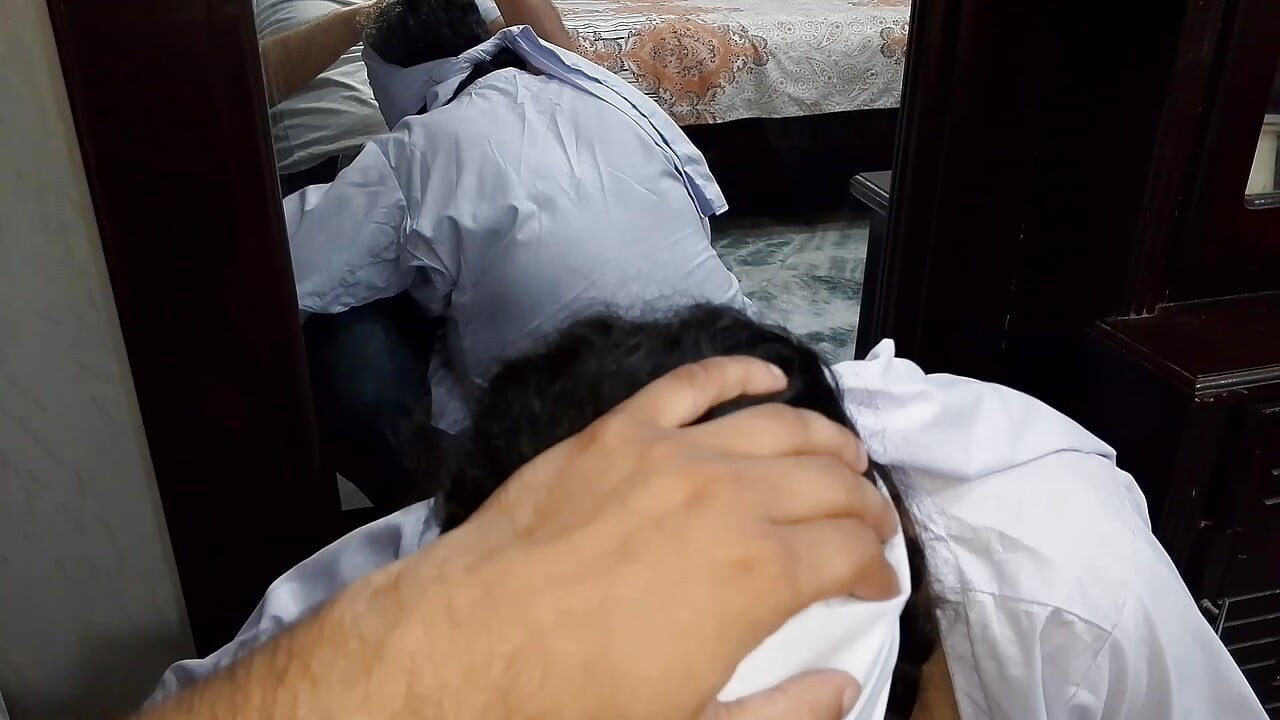 ‎pass hone ke liye college ki larki na teacher sa sex kiya