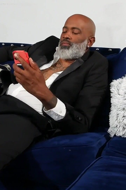 Stood up by a Tinder Date