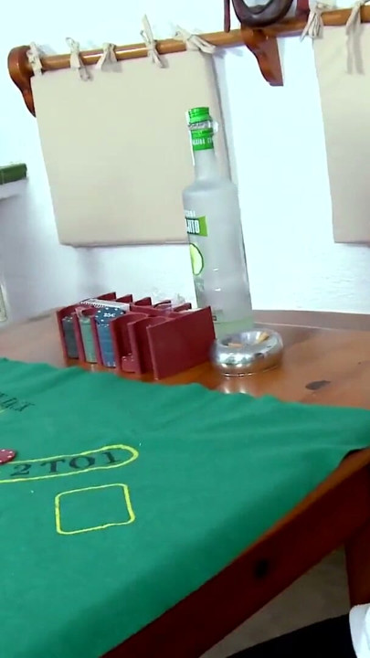 Verloren heisst verloren jetzt lass dich ficken | Clip 1