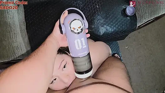 Игрушка SKULL MAN от BEYOURLOVER настолько реалистична, что он кончает внутрь, пока я сосу его яйца