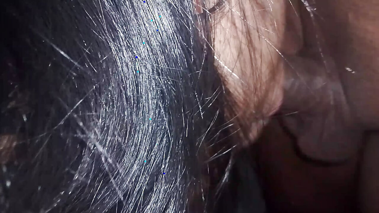 Chupando bem gostoso apimentando a noite
