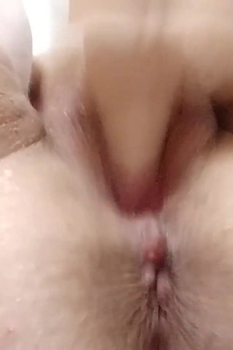 Sex machine destroys my pussy close up