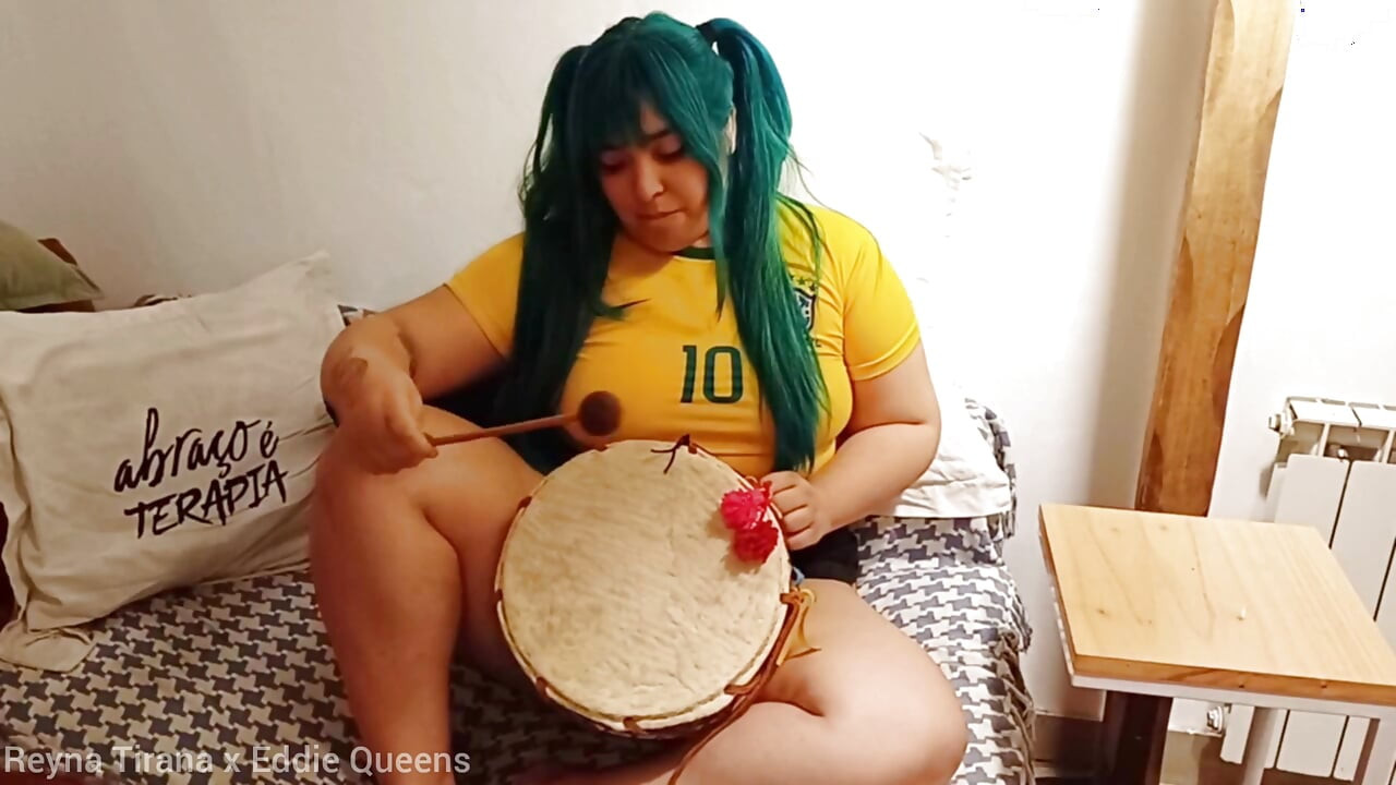 Brazilian Miku Gets Stuck On The Stairs And Kaito Gives Her More Than A Hand Part 1