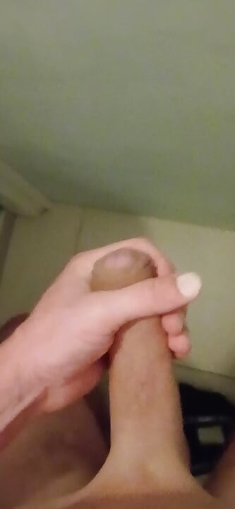Allone'ye mastürbasyon yapıyor