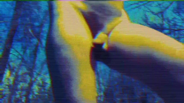 Nude Walk Distorted