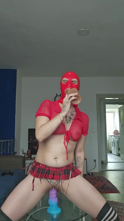 hooker on the table | Clip 1