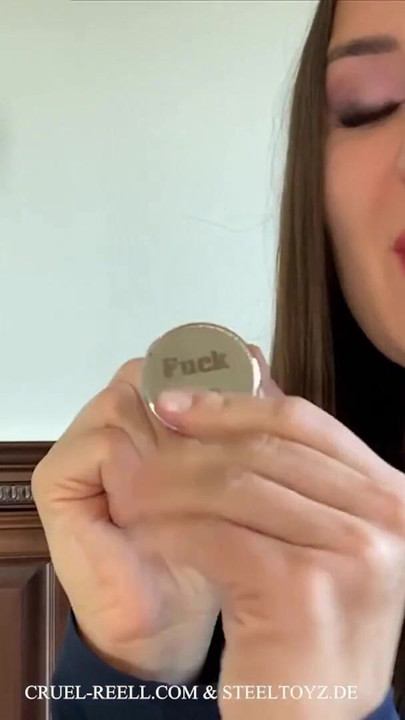 Muss man gesehen haben von "Cruel Reell Spielt mit 35mm Edelstahl-Buttplug elegantes Anales Vergnügen von Steeltoyz"