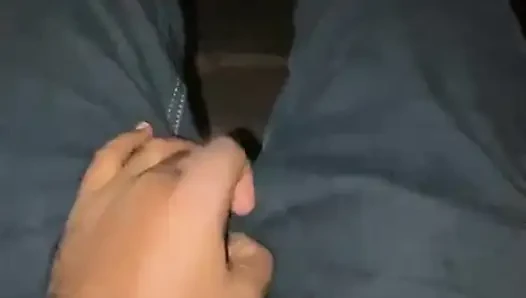 Üvey kız fantezisi!  Suggur baba üvey kızının bakire amını sikmek istiyor