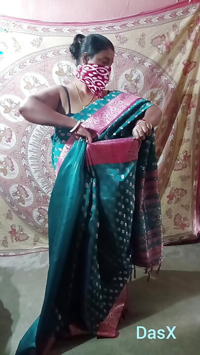 Sari verde cayendo solo sfw