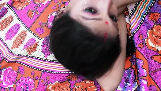 Istri india dientot habis-habisan sama suaminya sampai mengerang keenakan