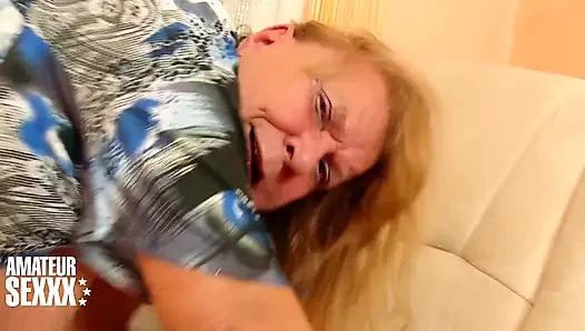 Reife Frau Hat Sex Mit Einem Toyboy