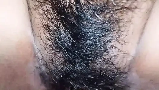 Habang malakas ang ulan sinamantala namin ni best friend ang nag kantotan