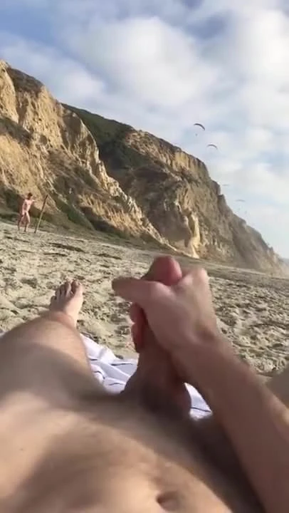 JO on beach