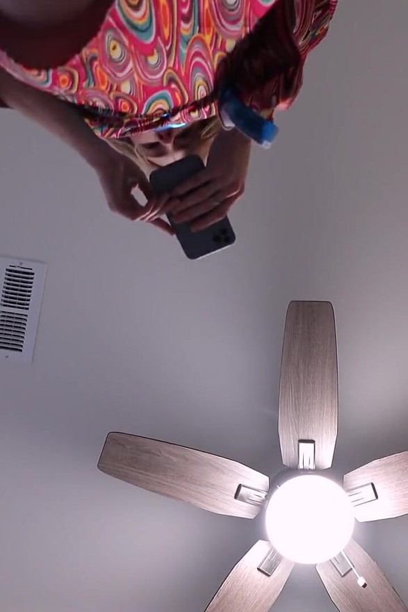 Stella Elle's Groovy '60s Giantess Domination 4K POV Shrinking Fantasy Awaits!