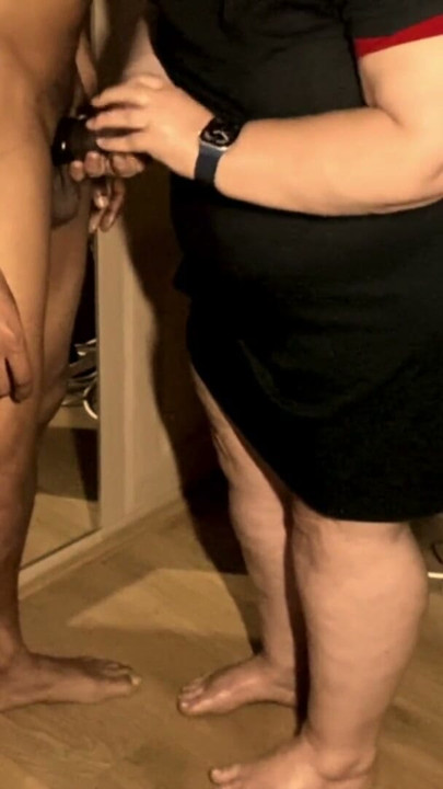 bbw Married Granny handles BBC at home for cum load in her hand- Dirty granny | Clip 2
