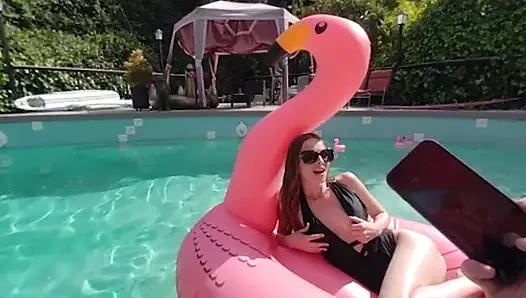 Aksi hot lesbian badoinkvr jillian janson yang lagi asik ngentot memek sempitnya bagian 1
