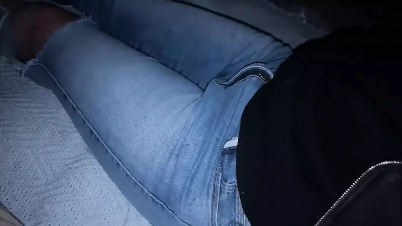 在海边干了一个陌生人