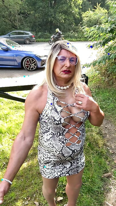 Sexy Crossdresser kellycd2022 in white animal print and pantyhose enjoying an afternoon drive