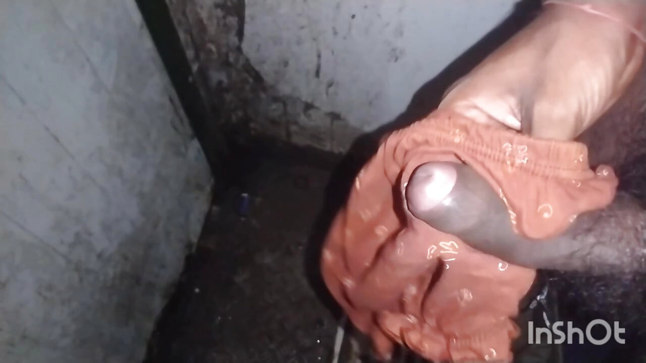 buaa ki Panty ma hanjap  Indian boy public bathroom