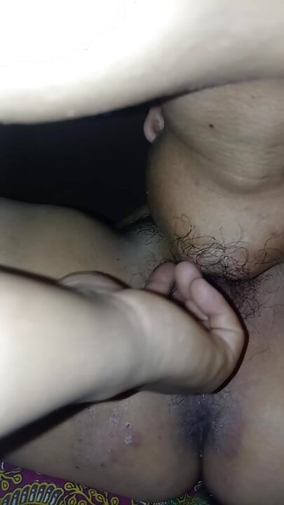 Rekaman video gadis desa nepal lagi romantis solo sama kondom layara gareko