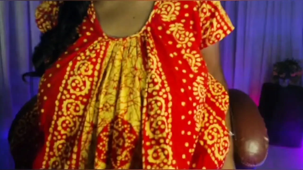 Nude show dildo pussy fuck