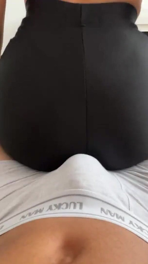 Stepsister surprise me with her big ass lap dance and humping my dick in sexy leggings | Clip 1