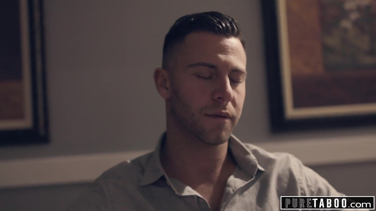 純粋なタブー義理の両親と義理の兄が新しい妹を歓迎